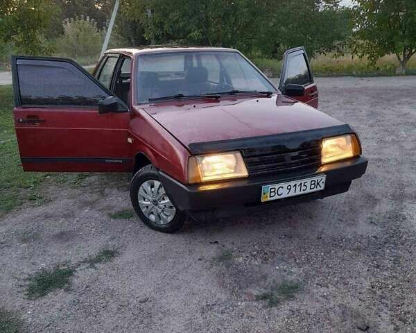 Красный ВАЗ 21099, объемом двигателя 1.5 л и пробегом 100 тыс. км за 1100 $, фото 1 на Automoto.ua