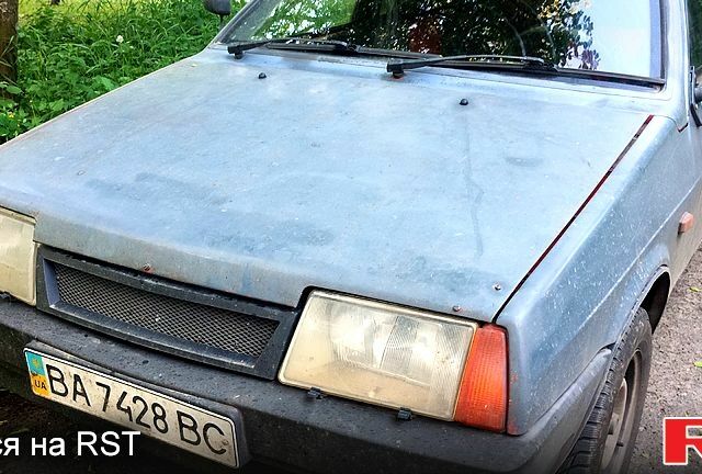 Красный ВАЗ 21099, объемом двигателя 1.3 л и пробегом 50 тыс. км за 1500 $, фото 1 на Automoto.ua