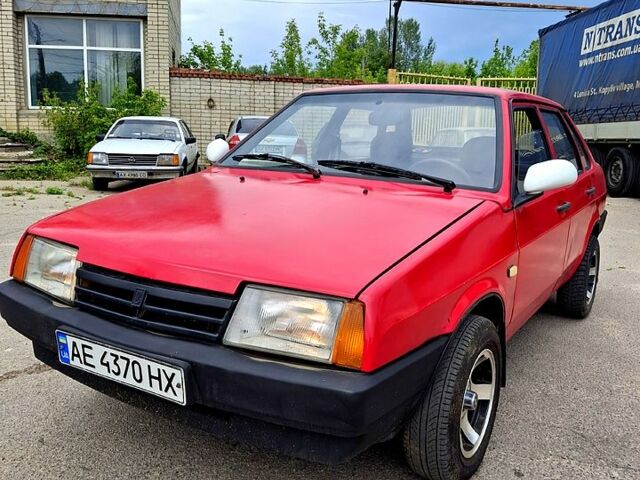 Червоний ВАЗ 21099, об'ємом двигуна 1.5 л та пробігом 303 тис. км за 900 $, фото 1 на Automoto.ua