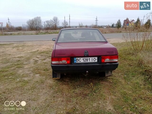 Красный ВАЗ 21099, объемом двигателя 1.5 л и пробегом 153 тыс. км за 1300 $, фото 1 на Automoto.ua