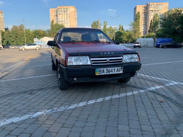 Красный ВАЗ 21099, объемом двигателя 1.5 л и пробегом 100 тыс. км за 1599 $, фото 1 на Automoto.ua