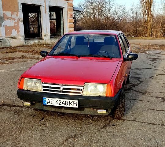 Червоний ВАЗ 21099, об'ємом двигуна 1.3 л та пробігом 366 тис. км за 1300 $, фото 1 на Automoto.ua