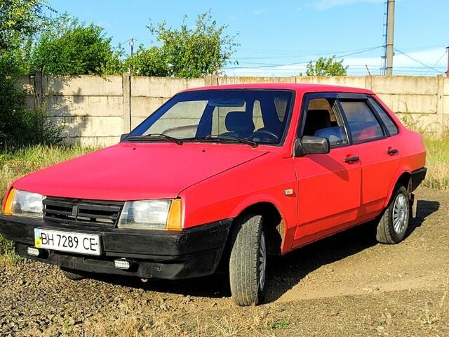 Червоний ВАЗ 21099, об'ємом двигуна 1.5 л та пробігом 300 тис. км за 900 $, фото 1 на Automoto.ua