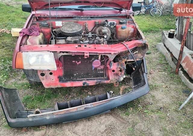 Красный ВАЗ 21099, объемом двигателя 1.3 л и пробегом 300 тыс. км за 500 $, фото 1 на Automoto.ua