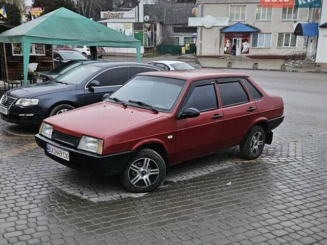 Червоний ВАЗ 21099, об'ємом двигуна 1.5 л та пробігом 200 тис. км за 1550 $, фото 1 на Automoto.ua