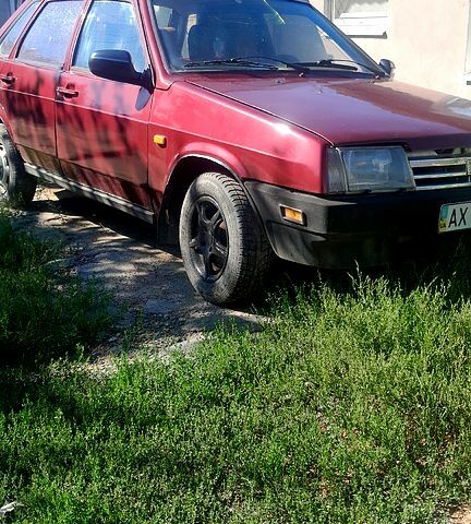 Красный ВАЗ 21099, объемом двигателя 1.5 л и пробегом 120 тыс. км за 790 $, фото 1 на Automoto.ua