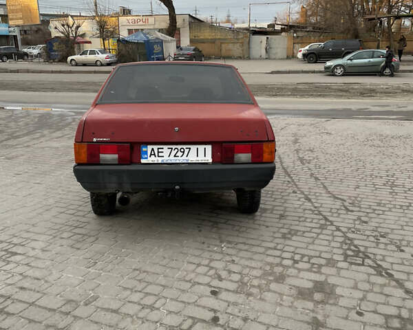 Красный ВАЗ 21099, объемом двигателя 1.5 л и пробегом 130 тыс. км за 950 $, фото 1 на Automoto.ua