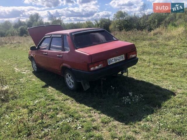 Красный ВАЗ 21099, объемом двигателя 1.3 л и пробегом 256 тыс. км за 650 $, фото 1 на Automoto.ua