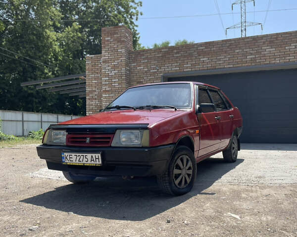 Красный ВАЗ 21099, объемом двигателя 1.5 л и пробегом 377 тыс. км за 1350 $, фото 1 на Automoto.ua