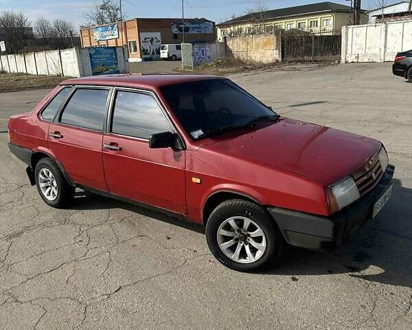 Красный ВАЗ 21099, объемом двигателя 1.3 л и пробегом 244 тыс. км за 1600 $, фото 1 на Automoto.ua