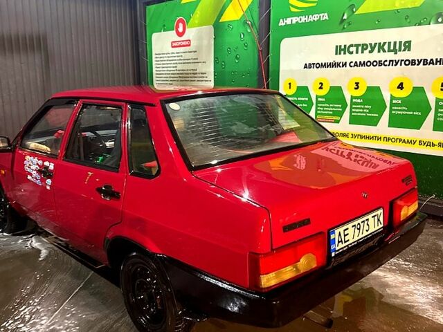 Красный ВАЗ 21099, объемом двигателя 1.5 л и пробегом 91 тыс. км за 1100 $, фото 1 на Automoto.ua