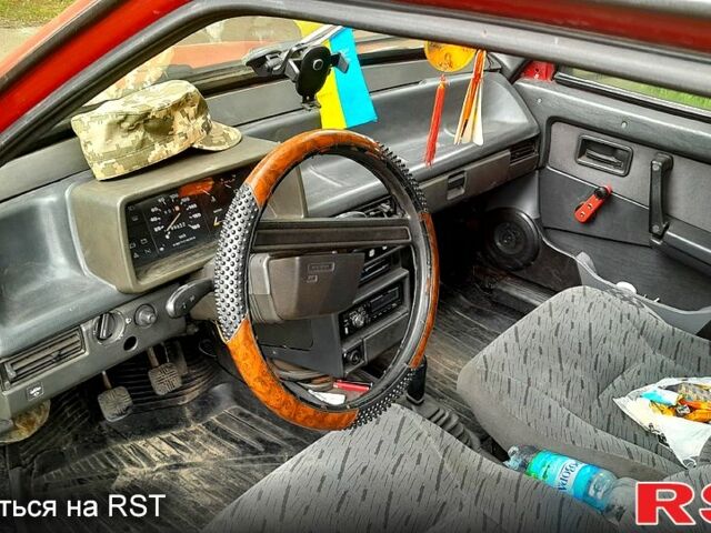 Красный ВАЗ 21099, объемом двигателя 1.5 л и пробегом 0 тыс. км за 900 $, фото 1 на Automoto.ua