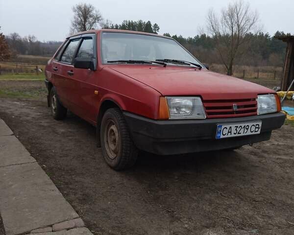 Красный ВАЗ 21099, объемом двигателя 1.5 л и пробегом 24 тыс. км за 827 $, фото 1 на Automoto.ua