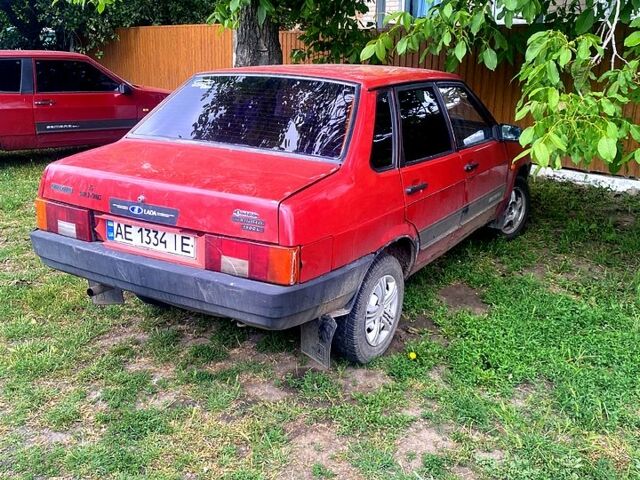 Красный ВАЗ 21099, объемом двигателя 1.5 л и пробегом 0 тыс. км за 1080 $, фото 1 на Automoto.ua