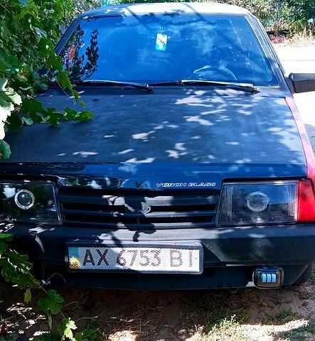 Красный ВАЗ 21099, объемом двигателя 1.5 л и пробегом 0 тыс. км за 600 $, фото 1 на Automoto.ua