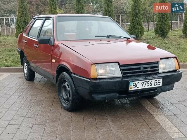 Красный ВАЗ 21099, объемом двигателя 1.5 л и пробегом 54 тыс. км за 999 $, фото 1 на Automoto.ua