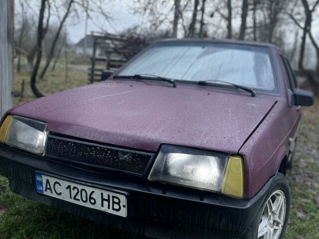 Красный ВАЗ 21099, объемом двигателя 1.5 л и пробегом 177 тыс. км за 1350 $, фото 1 на Automoto.ua