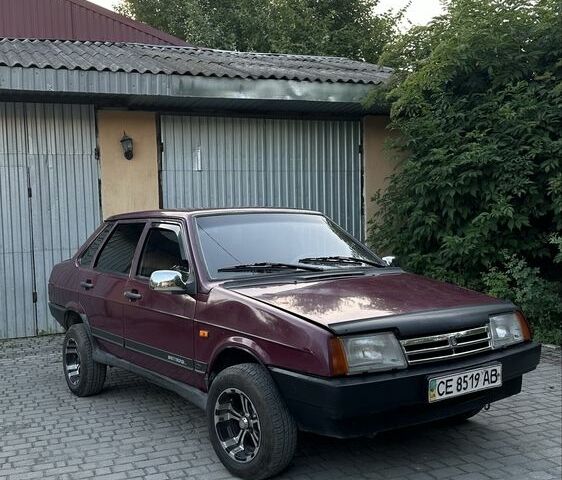 Красный ВАЗ 21099, объемом двигателя 1.5 л и пробегом 240 тыс. км за 1199 $, фото 1 на Automoto.ua