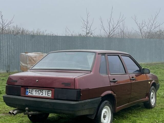 Красный ВАЗ 21099, объемом двигателя 1.5 л и пробегом 215 тыс. км за 1300 $, фото 1 на Automoto.ua