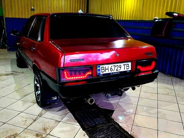 Красный ВАЗ 21099, объемом двигателя 1.5 л и пробегом 0 тыс. км за 2100 $, фото 1 на Automoto.ua