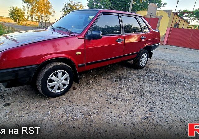 Красный ВАЗ 21099, объемом двигателя 1.5 л и пробегом 0 тыс. км за 800 $, фото 1 на Automoto.ua