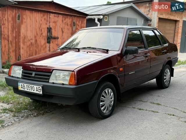 Красный ВАЗ 21099, объемом двигателя 1.5 л и пробегом 133 тыс. км за 1999 $, фото 1 на Automoto.ua