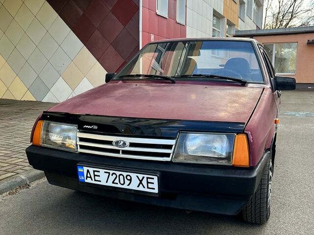 Красный ВАЗ 21099, объемом двигателя 1.5 л и пробегом 252 тыс. км за 1600 $, фото 1 на Automoto.ua