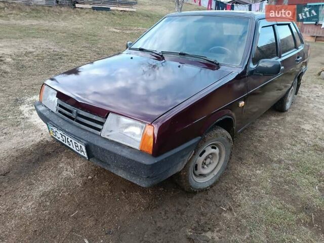 Красный ВАЗ 21099, объемом двигателя 1.5 л и пробегом 32 тыс. км за 2150 $, фото 1 на Automoto.ua