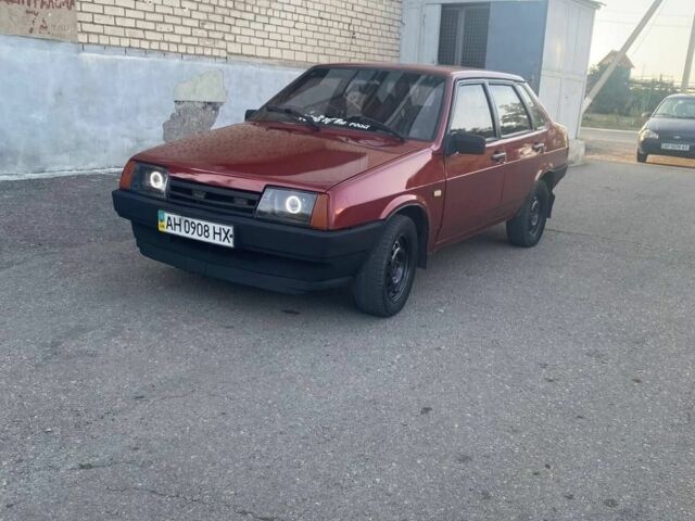 Красный ВАЗ 21099, объемом двигателя 1.5 л и пробегом 250 тыс. км за 1816 $, фото 1 на Automoto.ua