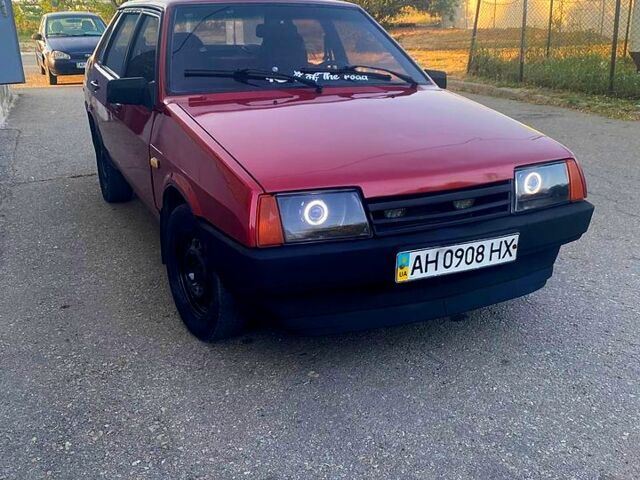 Червоний ВАЗ 21099, об'ємом двигуна 1.5 л та пробігом 300 тис. км за 1760 $, фото 1 на Automoto.ua