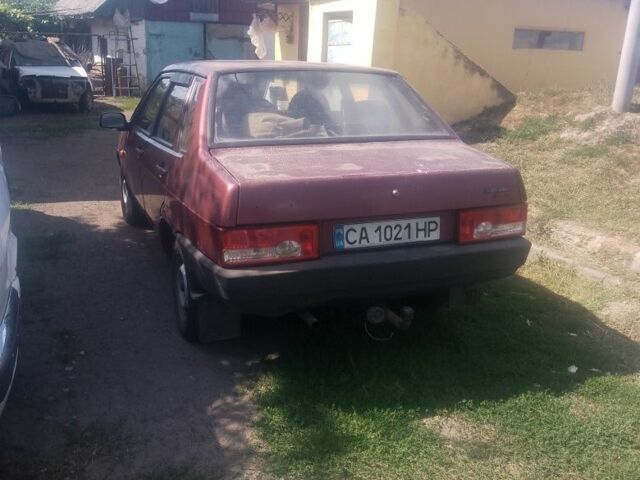 Червоний ВАЗ 21099, об'ємом двигуна 0 л та пробігом 100 тис. км за 702 $, фото 1 на Automoto.ua