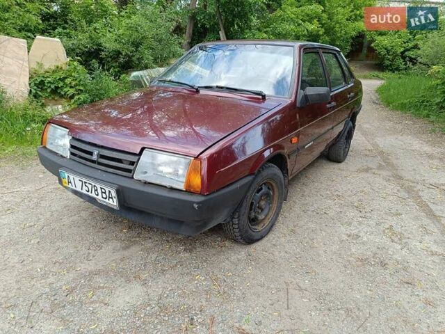 Красный ВАЗ 21099, объемом двигателя 1.59 л и пробегом 117 тыс. км за 1000 $, фото 1 на Automoto.ua