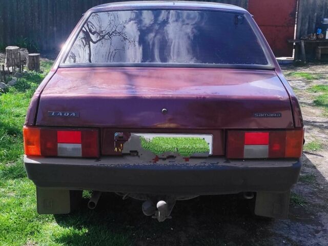 Красный ВАЗ 21099, объемом двигателя 1.5 л и пробегом 200 тыс. км за 952 $, фото 1 на Automoto.ua