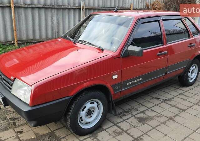 Красный ВАЗ 21099, объемом двигателя 1.5 л и пробегом 139 тыс. км за 1700 $, фото 1 на Automoto.ua