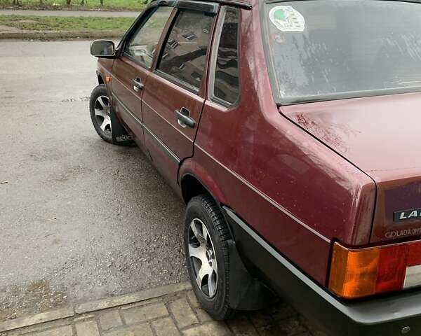 Красный ВАЗ 21099, объемом двигателя 1.5 л и пробегом 152 тыс. км за 2300 $, фото 1 на Automoto.ua