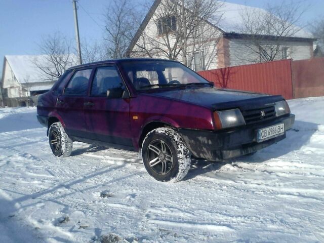 Червоний ВАЗ 21099, об'ємом двигуна 1.5 л та пробігом 300 тис. км за 1250 $, фото 1 на Automoto.ua