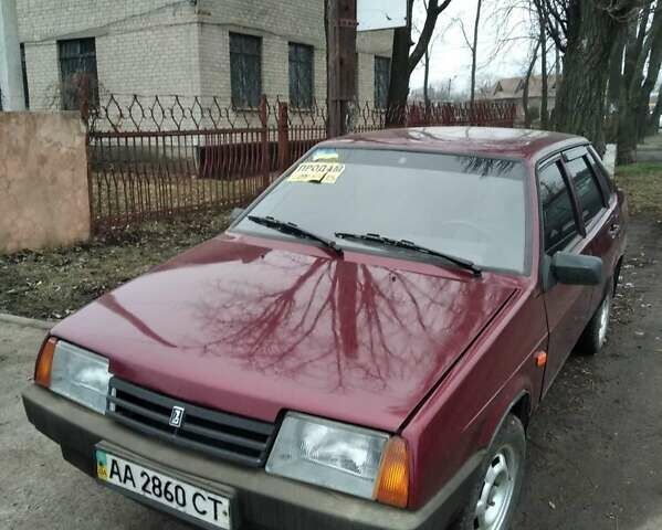 Красный ВАЗ 21099, объемом двигателя 1.5 л и пробегом 140 тыс. км за 2041 $, фото 1 на Automoto.ua