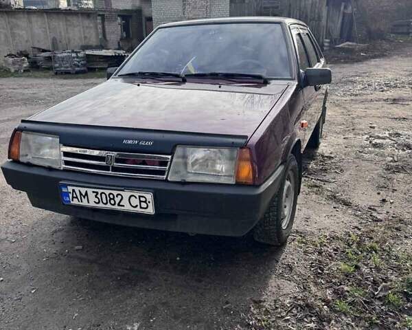 Красный ВАЗ 21099, объемом двигателя 1.5 л и пробегом 101 тыс. км за 2100 $, фото 1 на Automoto.ua