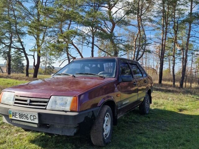 Червоний ВАЗ 21099, об'ємом двигуна 1.5 л та пробігом 189 тис. км за 1548 $, фото 1 на Automoto.ua