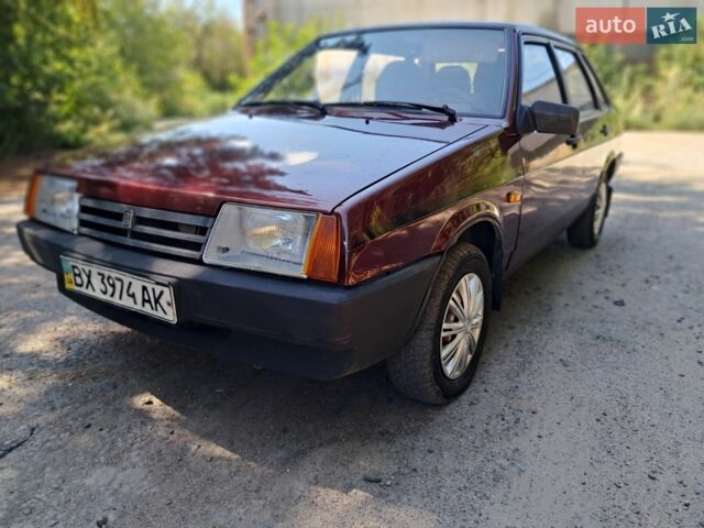 Красный ВАЗ 21099, объемом двигателя 1.5 л и пробегом 170 тыс. км за 1000 $, фото 1 на Automoto.ua