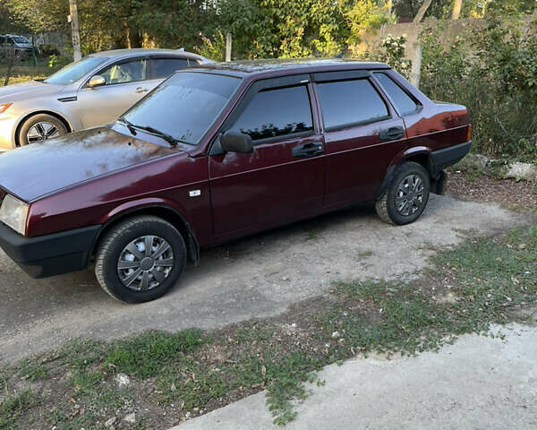 Червоний ВАЗ 21099, об'ємом двигуна 1.6 л та пробігом 135 тис. км за 2300 $, фото 1 на Automoto.ua
