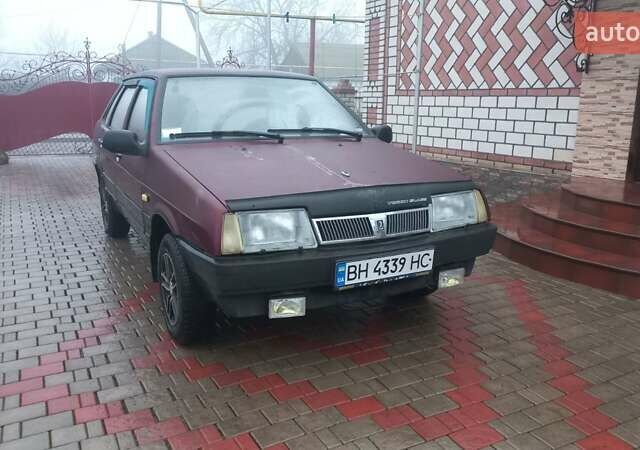 Красный ВАЗ 21099, объемом двигателя 1.5 л и пробегом 180 тыс. км за 1700 $, фото 1 на Automoto.ua