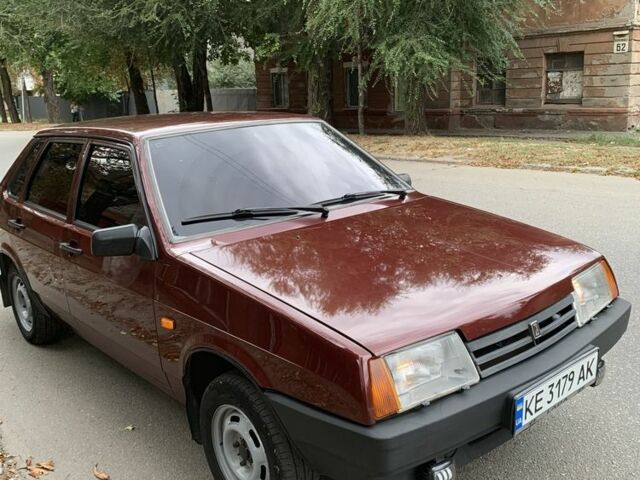 Красный ВАЗ 21099, объемом двигателя 1.5 л и пробегом 212 тыс. км за 1950 $, фото 1 на Automoto.ua