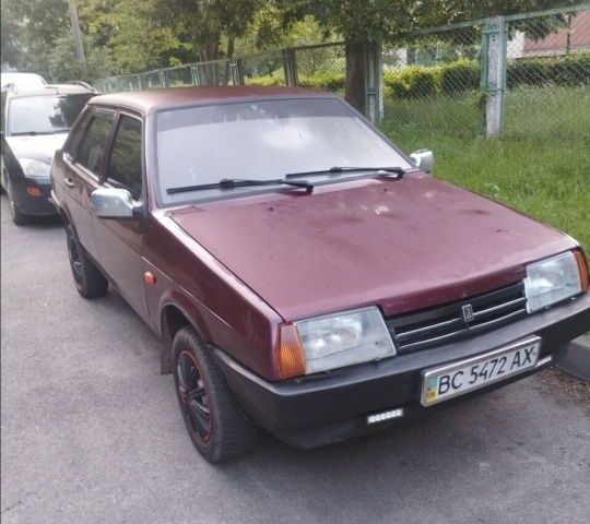 Красный ВАЗ 21099, объемом двигателя 0 л и пробегом 181 тыс. км за 1000 $, фото 1 на Automoto.ua