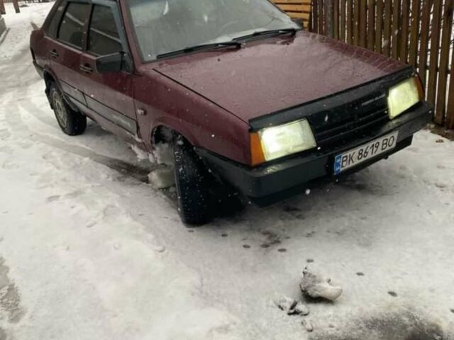Красный ВАЗ 21099, объемом двигателя 1.6 л и пробегом 200 тыс. км за 950 $, фото 1 на Automoto.ua