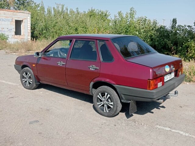 ВАЗ 21099 2007 в Умани на Automoto.ua Красный ВАЗ 21099, объемом двигателя 1.6 л и пробегом 123 тыс. км за 2000 $, фото 1 на Automoto.ua
