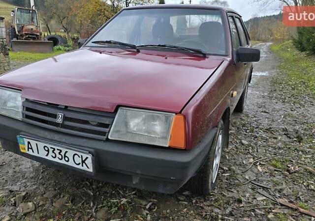 Красный ВАЗ 21099, объемом двигателя 1.6 л и пробегом 200 тыс. км за 1100 $, фото 1 на Automoto.ua