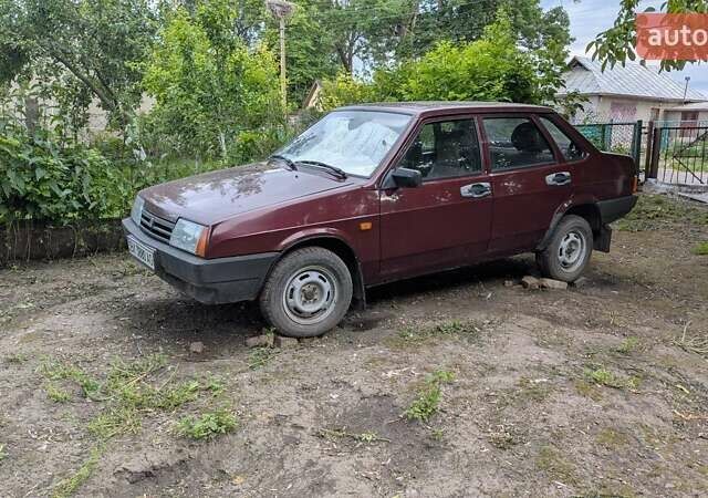 Червоний ВАЗ 21099, об'ємом двигуна 1.6 л та пробігом 100 тис. км за 2000 $, фото 1 на Automoto.ua