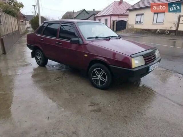 Красный ВАЗ 21099, объемом двигателя 1.6 л и пробегом 230 тыс. км за 1350 $, фото 1 на Automoto.ua