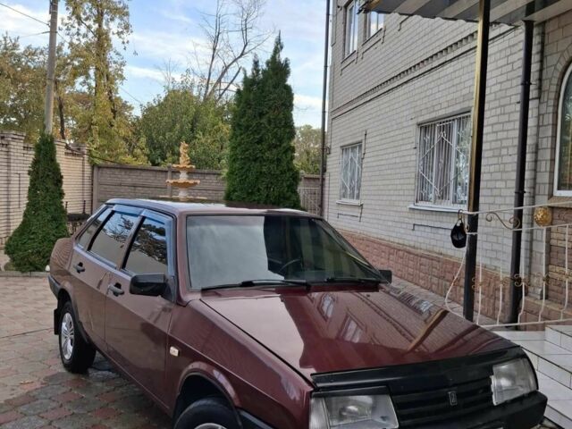 Красный ВАЗ 21099, объемом двигателя 1.5 л и пробегом 150 тыс. км за 2007 $, фото 1 на Automoto.ua
